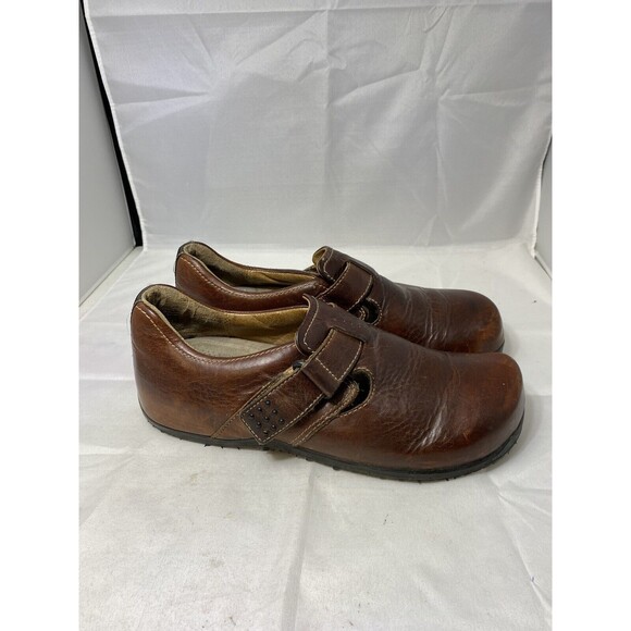 VINTAGE Clarks Mary Jane Closed-Toe Loafers 7M Brown Leather Fit Like 9W - Picture 2 of 9